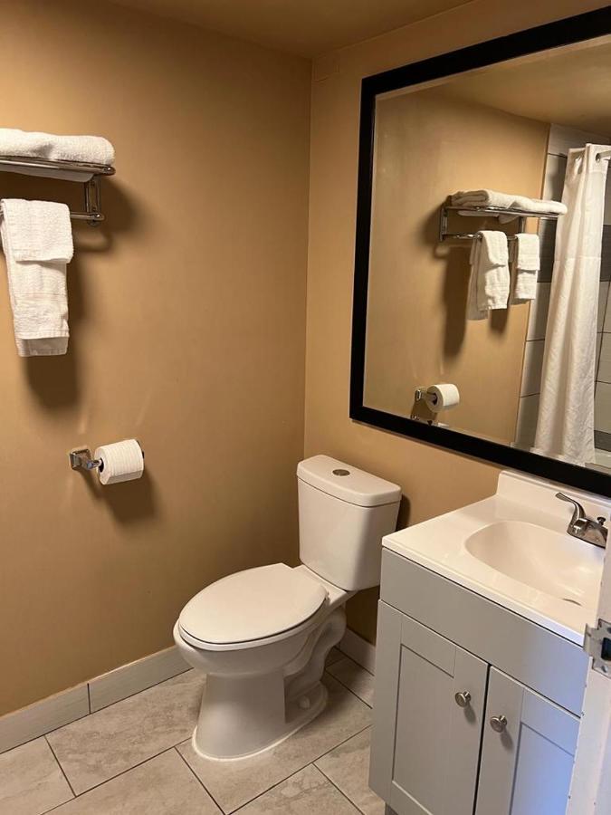Hotel Weston Rfd Rockford Esterno foto